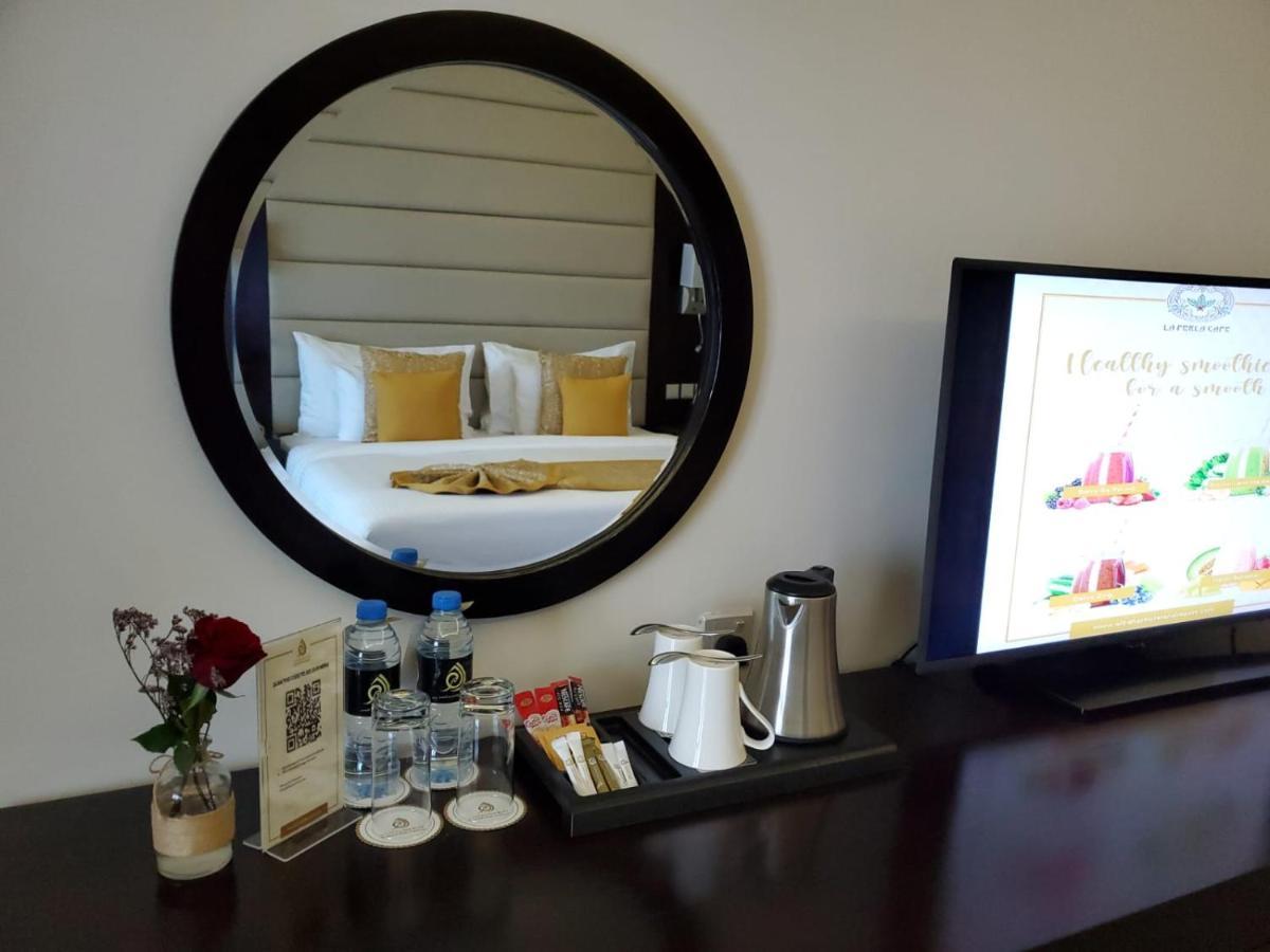 Deluxe King Room Sea View