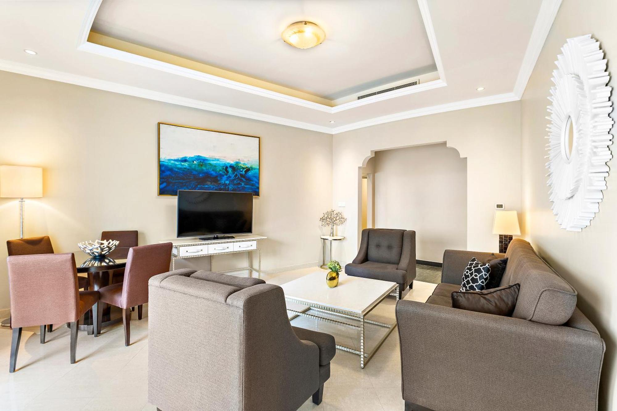 Apartment, Three-Bedrooms (Residence)
