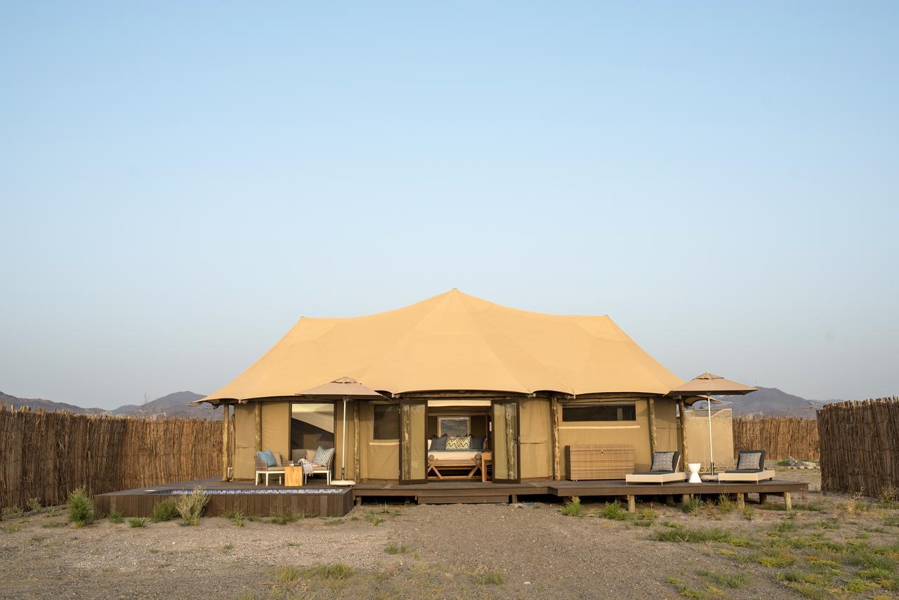 One Bed Tent Sea View with Plunge Pool