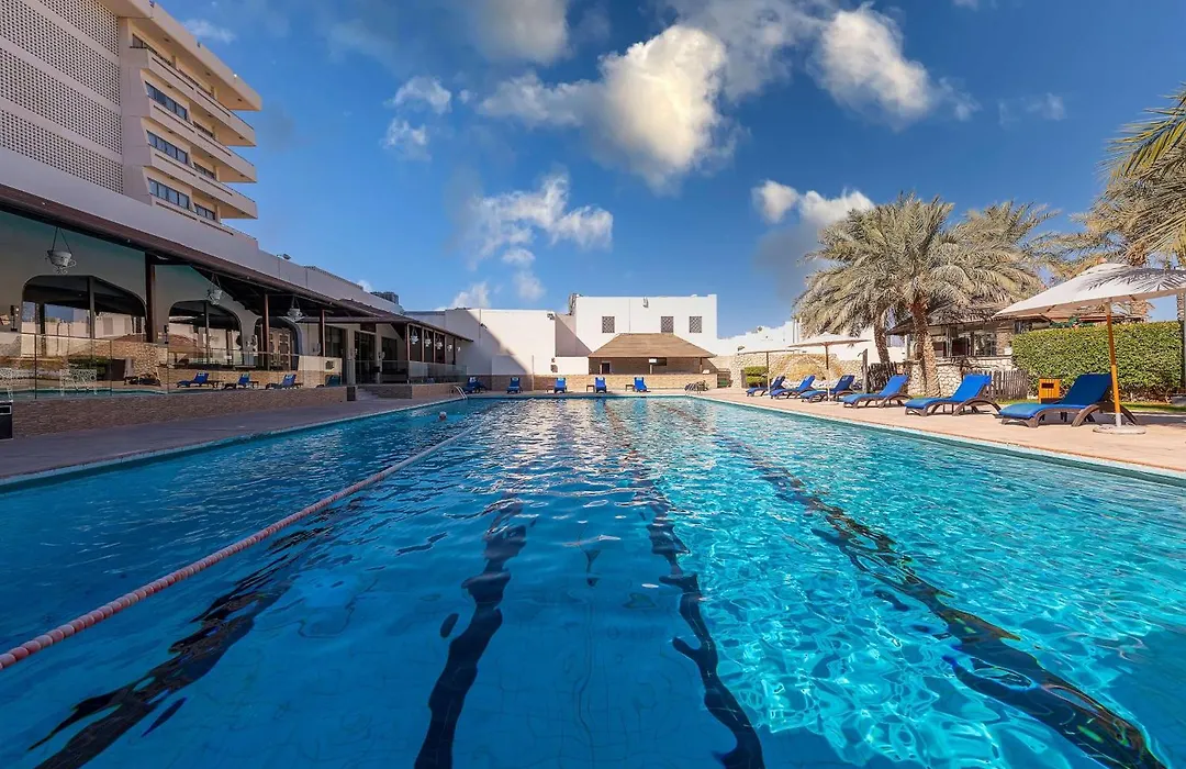 Radisson Blu Hotel & Resort, Al Ain-1