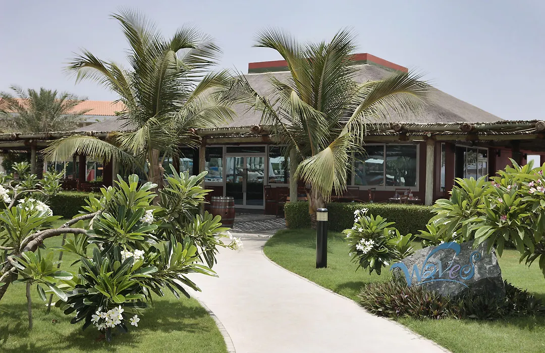 Fujairah Rotana Resort & Spa - Al Aqah Beach-1