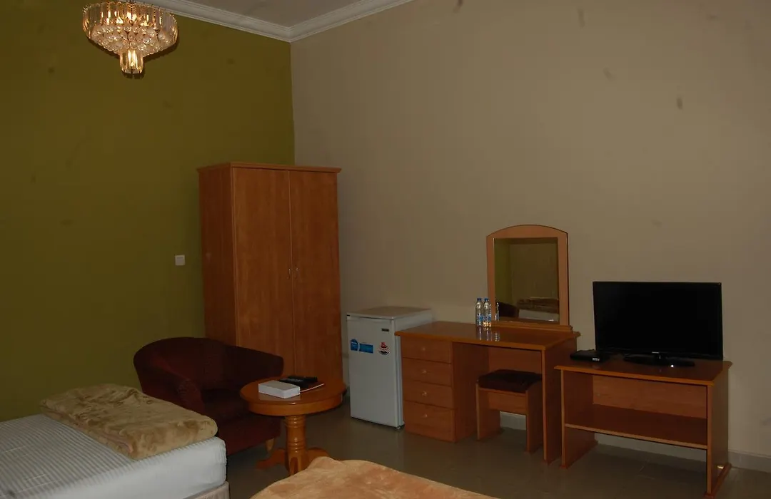Al Amwaj Hotel-1