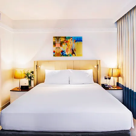 Radisson Blu Hotel & Resort, Al Ain-3