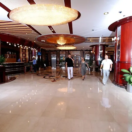 Al Bustan Tower Hotel Suites-3