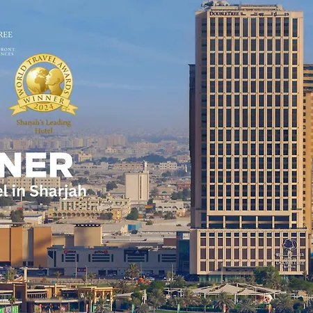 فندق وشقق دبل تري من هيلتون الشارقة، الواجهة المائية-3