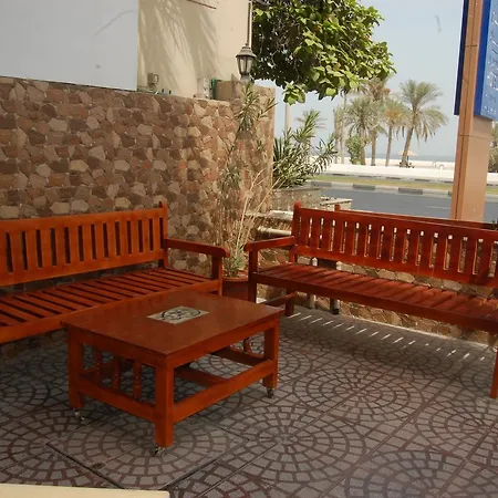 Al Amwaj Hotel-2