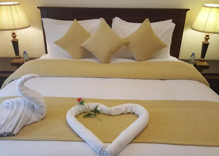 Al Hayat Apartments