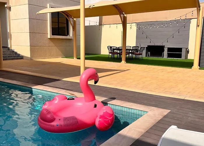 Pool Saraya
