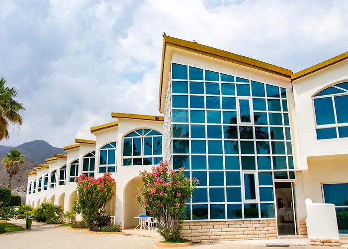 Sandy Beach Hotel & Resort العقة, الإمارات العربية المتحدة