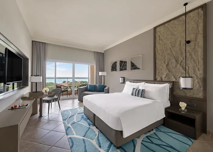 Fujairah Rotana & Spa - Al Aqah Beach