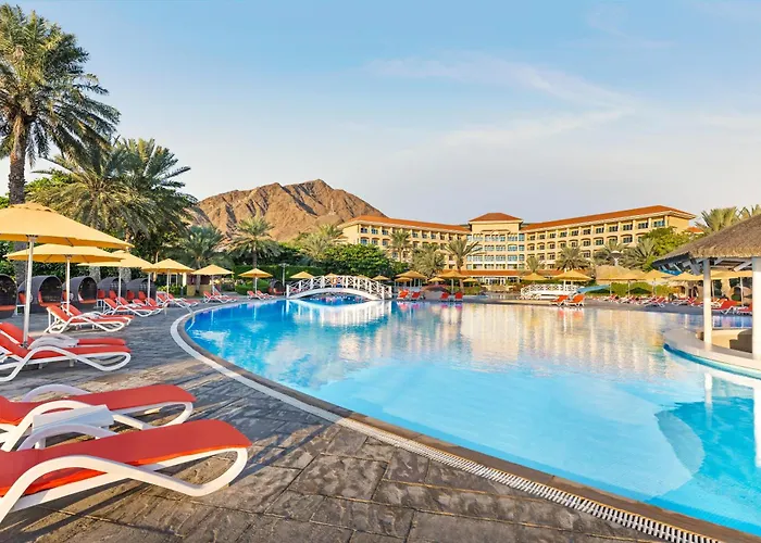 Fujairah Rotana & Spa - Al Aqah Beach