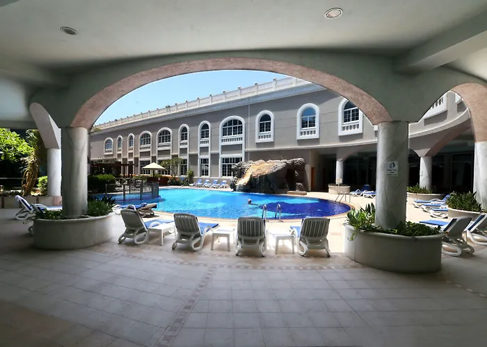 Sharjah Premiere Hotel & Resort
