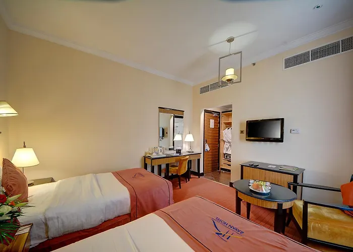 Rayan Hotel Corniche